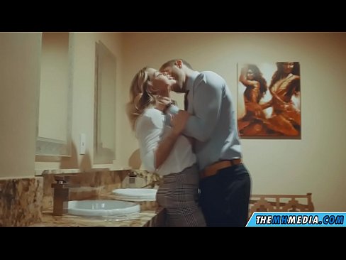❤️ Keď vás prsnatá blondínka zvádza na verejných toaletách ️ Super sex na sk.com-full-porner.ru ﹏